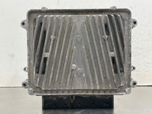 Load image into Gallery viewer, ECU ECM COMPUTER Mercedes GL550 E550 SL550 2007 07 2008 08 09 10 11 12 - NW581284
