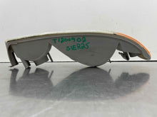Load image into Gallery viewer, PARKLAMP Sierra 1500 3500 2500 Yukon 1999 99 00 01 02 03 04 05 06 07 Right - NW581861
