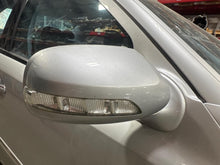Load image into Gallery viewer, SIDE VIEW MIRROR Mercedes E320 E350 E550 E280 E300 2007 07 2008 08 09 Right - NW672924
