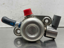 Load image into Gallery viewer, FUEL PUMP C250 C300 C350 C43 C63 E300 E350 E400 E550 GLC250d 15-20 - NW678301
