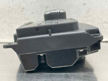 Load image into Gallery viewer, FRONT TEMPERATURE CONTROLS Jeep Grand Cherokee 11 12 13 - NW680184
