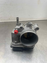 Load image into Gallery viewer, THROTTLE BODY Jaguar X Type 2005 05 2006 06 2007 07 08 - NW681422

