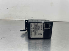 Load image into Gallery viewer, ECU ECM COMPUTER Land Rover LR2 08 09 10 11 12 13 14 - NW681766
