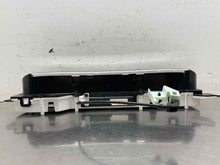 Load image into Gallery viewer, Speedometer Cluster Ford Taurus 2007 - NW686108
