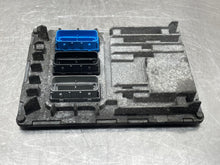 Load image into Gallery viewer, ECU ECM COMPUTER Enclave Lacrosse Regal ATS CTS Camaro 16-19 - NW582380
