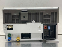 Load image into Gallery viewer, Radio Mercedes-Benz SL55 2009 - NW688257
