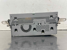 Load image into Gallery viewer, Info-Gps Screen Land Rover LR4 2015 - NW583211
