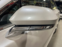 Load image into Gallery viewer, Side View Door Mirror Lincoln MKZ 2016 - NW696314
