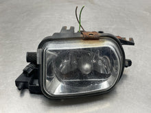 Load image into Gallery viewer, FOG LAMP LIGHT C230 C240 C280 C320 C350 03-09 Bumper Mounted Right - NW696476
