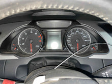 Load image into Gallery viewer, SPEEDOMETER CLUSTER Audi A5 2010 10 - NW582660
