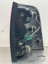 Load image into Gallery viewer, Tail Lamp Light Lincoln Aviator 2004 - NW701017

