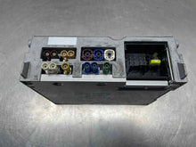 Load image into Gallery viewer, Radio  MERCEDES E-CLASS 2022 - NW700965
