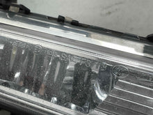 Load image into Gallery viewer, Park Lamp Light  INFINITI QX30 2017 - NW704614

