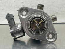 Load image into Gallery viewer, FUEL PUMP Jaguar Vanden Pl XF XFR XJ XJL XJR XK XKR 2010-2015 - NW707279
