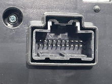 Load image into Gallery viewer, Speedometer Cluster  YUKON XL 1500 2013 - NW585354
