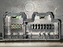 Load image into Gallery viewer, Temperature Controls Jeep Patriot 2015 - NW585098
