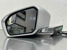 Load image into Gallery viewer, Side View Door Mirror  LINCOLN CONTINENTAL 2018 - NW585403
