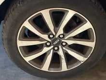 Load image into Gallery viewer, Wheel Rim  LINCOLN CONTINENTAL 2018 - NW585259
