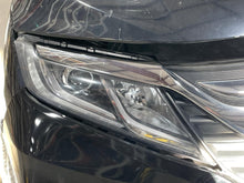 Load image into Gallery viewer, HEADLIGHT LAMP ASSEMBLY Odyssey 2018 18 2019 19 2020 20 Right - NW585791
