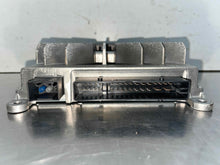 Load image into Gallery viewer, Radio  MERCEDES GL-CLASS 2017 - NW585702
