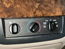 Load image into Gallery viewer, TEMPERATURE CONTROLS Crown Victoria Grand Marquis Marauder 03-11 - NW586057
