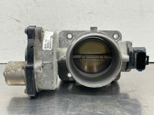 Load image into Gallery viewer, THROTTLE BODY Mountaineer Mustang Explorer 04 05 - 10 - NW586405
