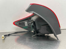 Load image into Gallery viewer, OUTER TAIL LIGHT LAMP Venza 2009 09 2010 10 2011 11 2012 12 Right - NW586194
