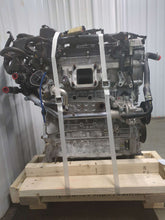 Load image into Gallery viewer, Engine Motor  SANTA CRUZ 2022 - NW587190
