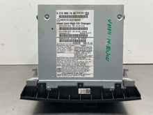 Load image into Gallery viewer, Radio  MERCEDES E-CLASS 2014 - NW588739
