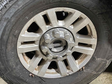 Load image into Gallery viewer, WHEEL RIM F250SD Pickup F350SD Pickup 17-19 18x8 ALUM 18x8, 8 lug, 170mm - NW588886
