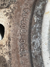Load image into Gallery viewer, WHEEL RIM F250SD Pickup F350SD Pickup 17-19 18x8 ALUM 18x8, 8 lug, 170mm - NW588803

