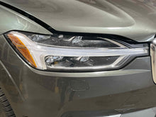 Load image into Gallery viewer, Headlight Lamp Assembly  VOLVO XC60 2019 - NW589032
