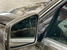 Load image into Gallery viewer, SIDE VIEW DOOR MIRROR E250D E300 E350 E400 E550 E63 11-14 Left - NW589516
