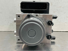Load image into Gallery viewer, ABS ANTI-LOCK BRAKE PUMP Telluride 2020 20 2021 21 2022 22 - NW589495
