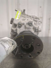 Load image into Gallery viewer, TRANSFER CASE Kia Telluride 20 21 22 23 24 - NW589242
