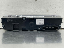 Load image into Gallery viewer, Temperature Controls  AUDI Q7 2018 - NW589895
