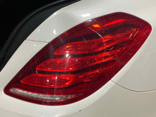 Load image into Gallery viewer, [INVENTORYCAR_YEAR_MAKE_MODEL] TAIL LIGHT LAMP ASSEMBLY Right - NW590459
