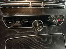 Load image into Gallery viewer, Radio  MERCEDES C-CLASS 2019 - NW590321
