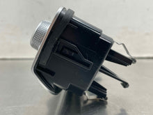 Load image into Gallery viewer, Temperature Controls  AUDI Q3 2022 - NW591947
