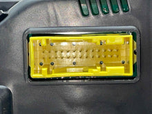 Load image into Gallery viewer, Speedometer Cluster Lincoln Navigator 2014 - NW591870
