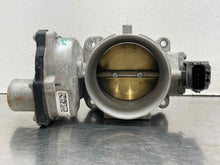 Load image into Gallery viewer, Throttle Body Lincoln Navigator 2014 - NW591776
