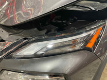 Load image into Gallery viewer, HEADLIGHT LAMP ASSEMBLY - NW592239
