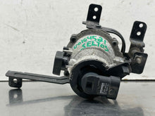 Load image into Gallery viewer, Park Lamp Light  SELTOS 2021 - NW592146
