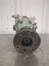 Load image into Gallery viewer, Transfer Case  SELTOS 2021 - NW592354
