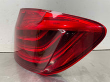 Load image into Gallery viewer, TRUNK LID MOUNTED TAIL LIGHT LAMP 528i 535i 550i Active 5 M5 14-16 Right - NW593103
