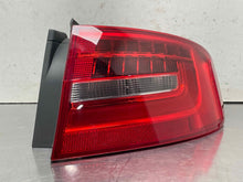 Load image into Gallery viewer, OUTER TAIL LIGHT LAMP A4 S4 2013 13 2014 14 2015 15 2016 16 Right - NW593341
