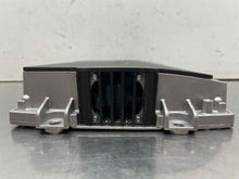 Load image into Gallery viewer, RADIO AMPLIFIER Audi Q3 2015 15 2016 16 2017 17 2018 18 - NW593328
