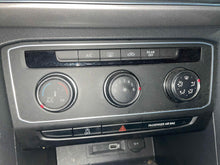 Load image into Gallery viewer, Temperature Controls Volkswagen Atlas 2018 - NW593583
