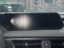 Load image into Gallery viewer, Info-Gps Screen   2019 - NW593823
