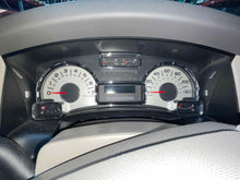 Load image into Gallery viewer, Speedometer Cluster  EXPEDITION 2008 - NW593620
